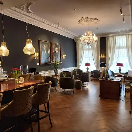 מלון Boutique Huys Leyden 4*