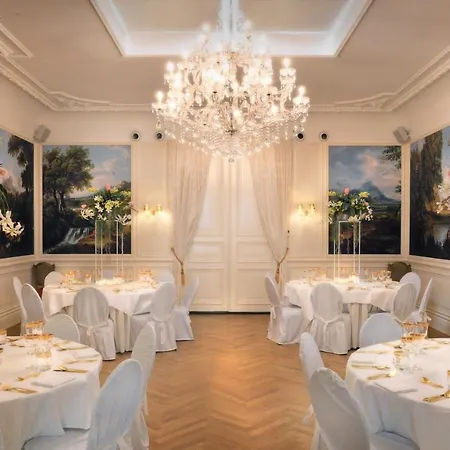 Boutique Huys Leyden מלון 4*
