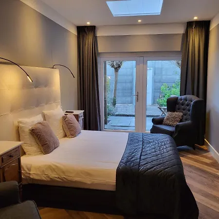 Hotel Boutique Huys Leyden 4*