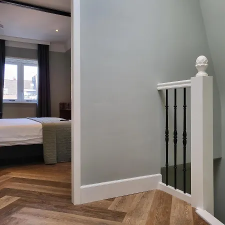 Boutique Huys Leyden 4* ליידן