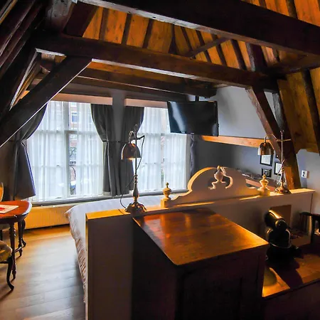 Boutique Huys Leyden Hotel Lejda